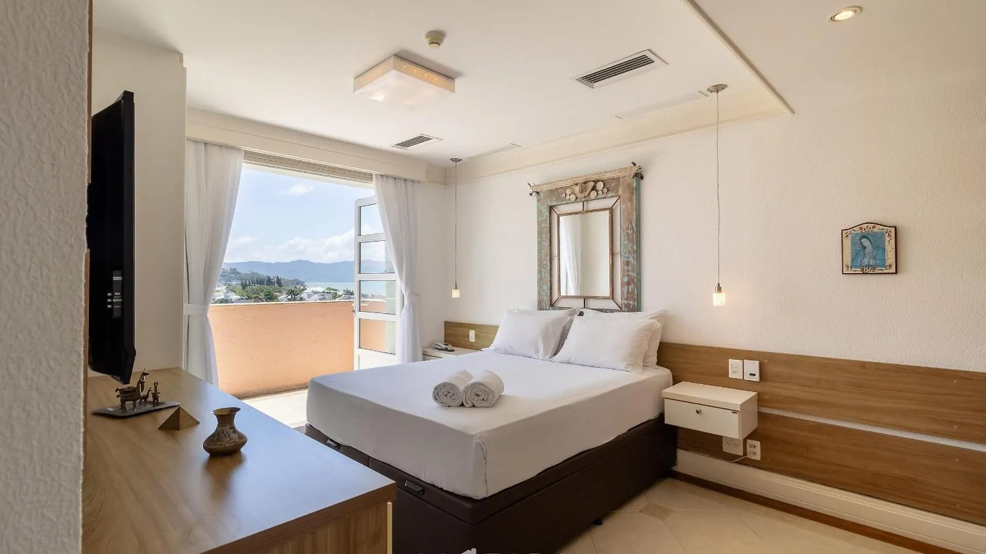 Cobertura luxuosa dentro de Resort - Direto com proprietário Florianópolis