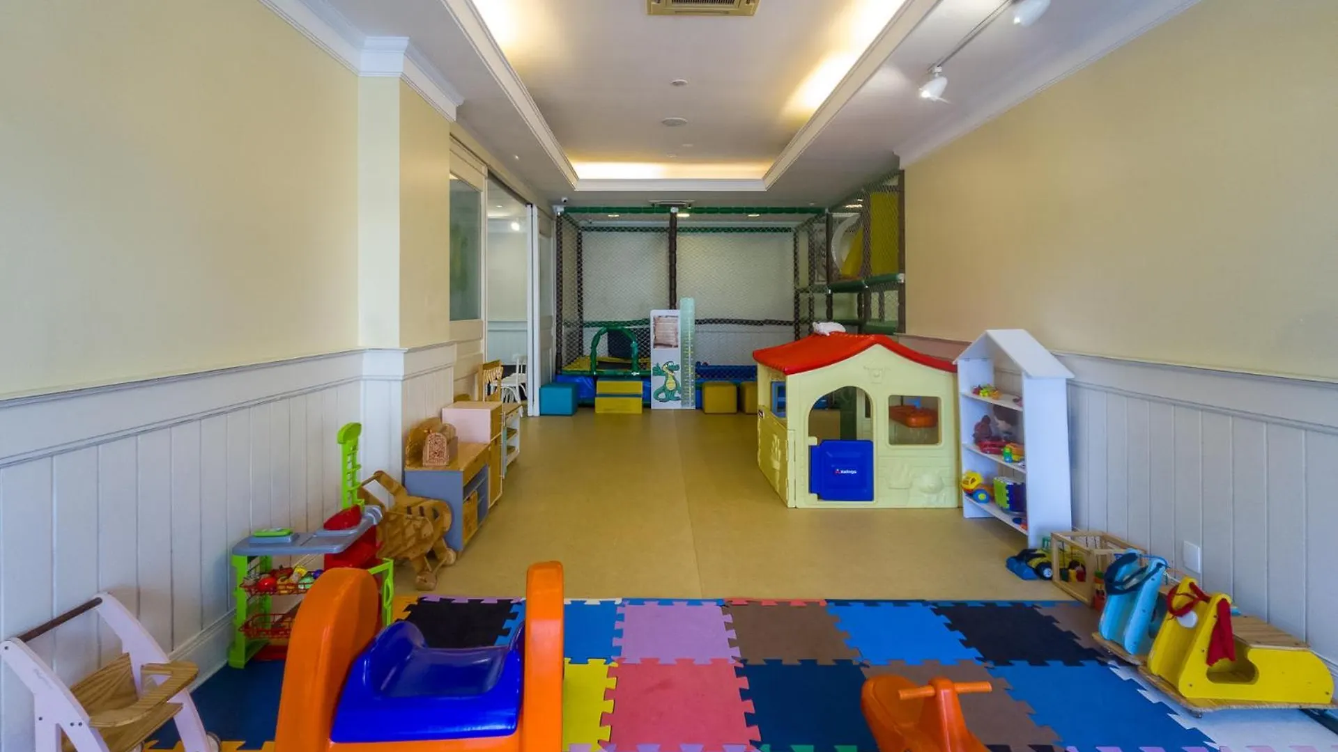 Cobertura luxuosa dentro de Resort - Direto com proprietário Florianópolis