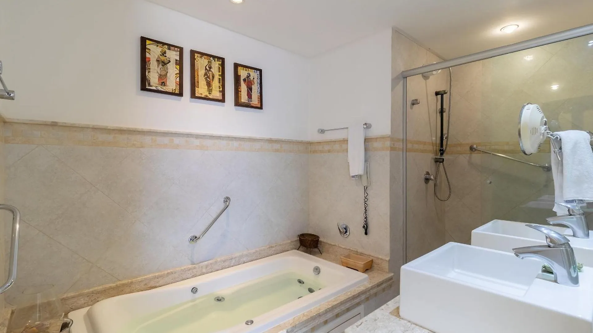 Cobertura Luxuosa Dentro De Resort - Direto Com Proprietario - Ilcmaster Florianópolis