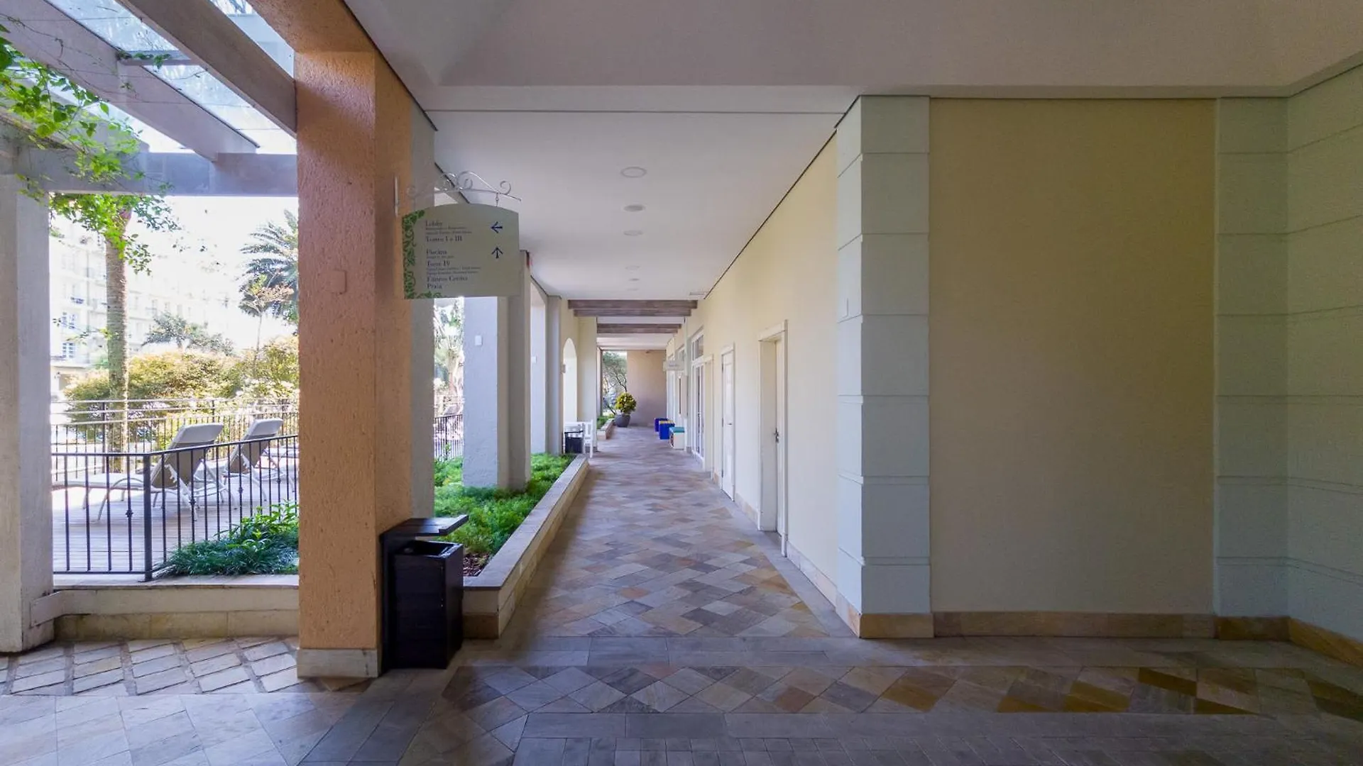 Cobertura Luxuosa Dentro De Resort - Direto Com Proprietario - Ilcmaster Florianópolis